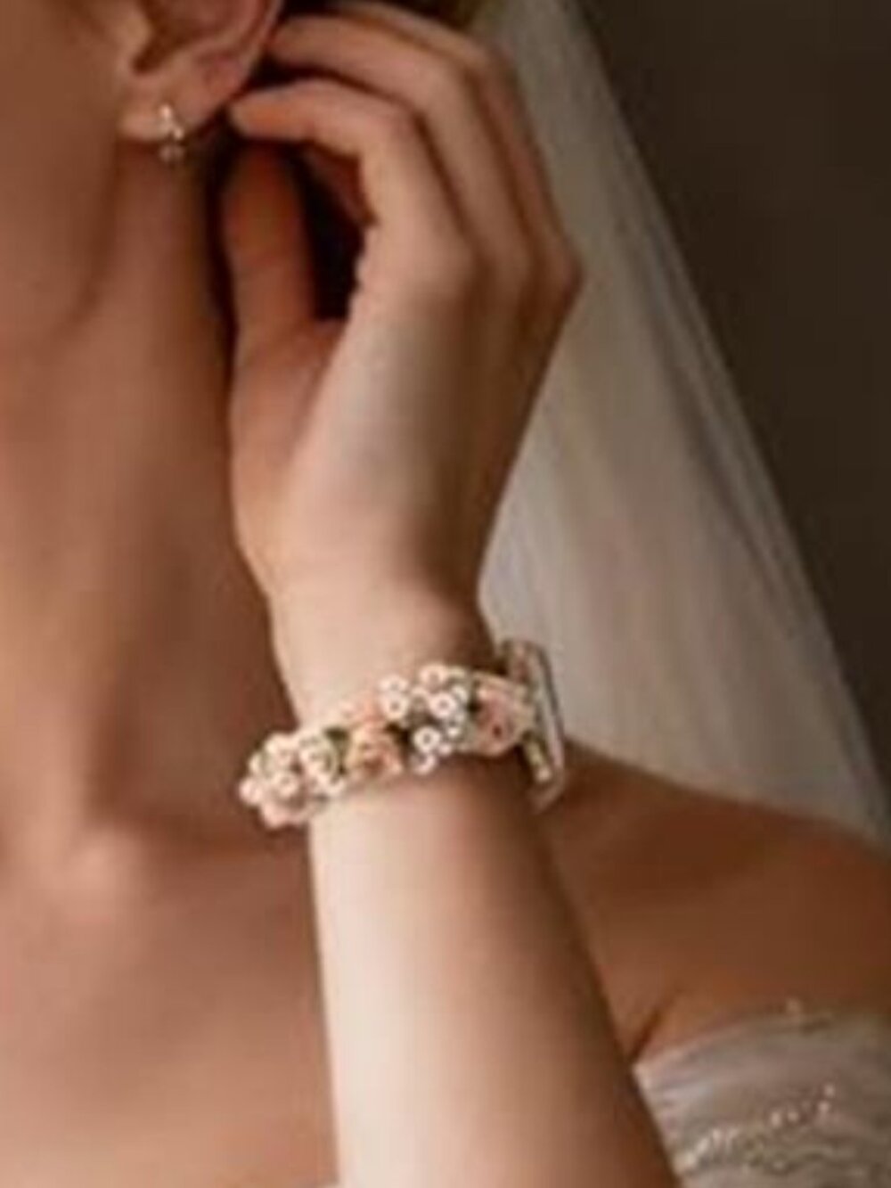 NEW Luxury Boho floral Flower Apple Watch Band - Picture 2 of 3